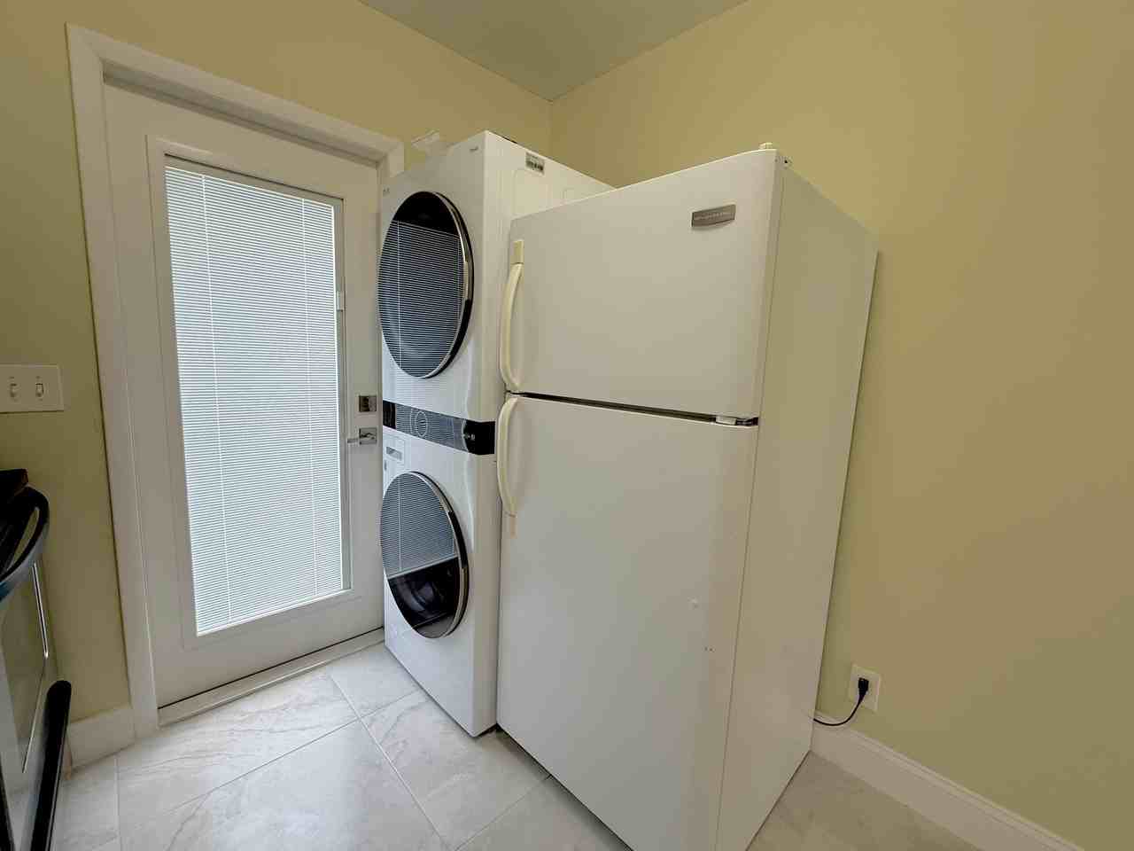 1691 W 26th St #1 - Photo 3 of 6
