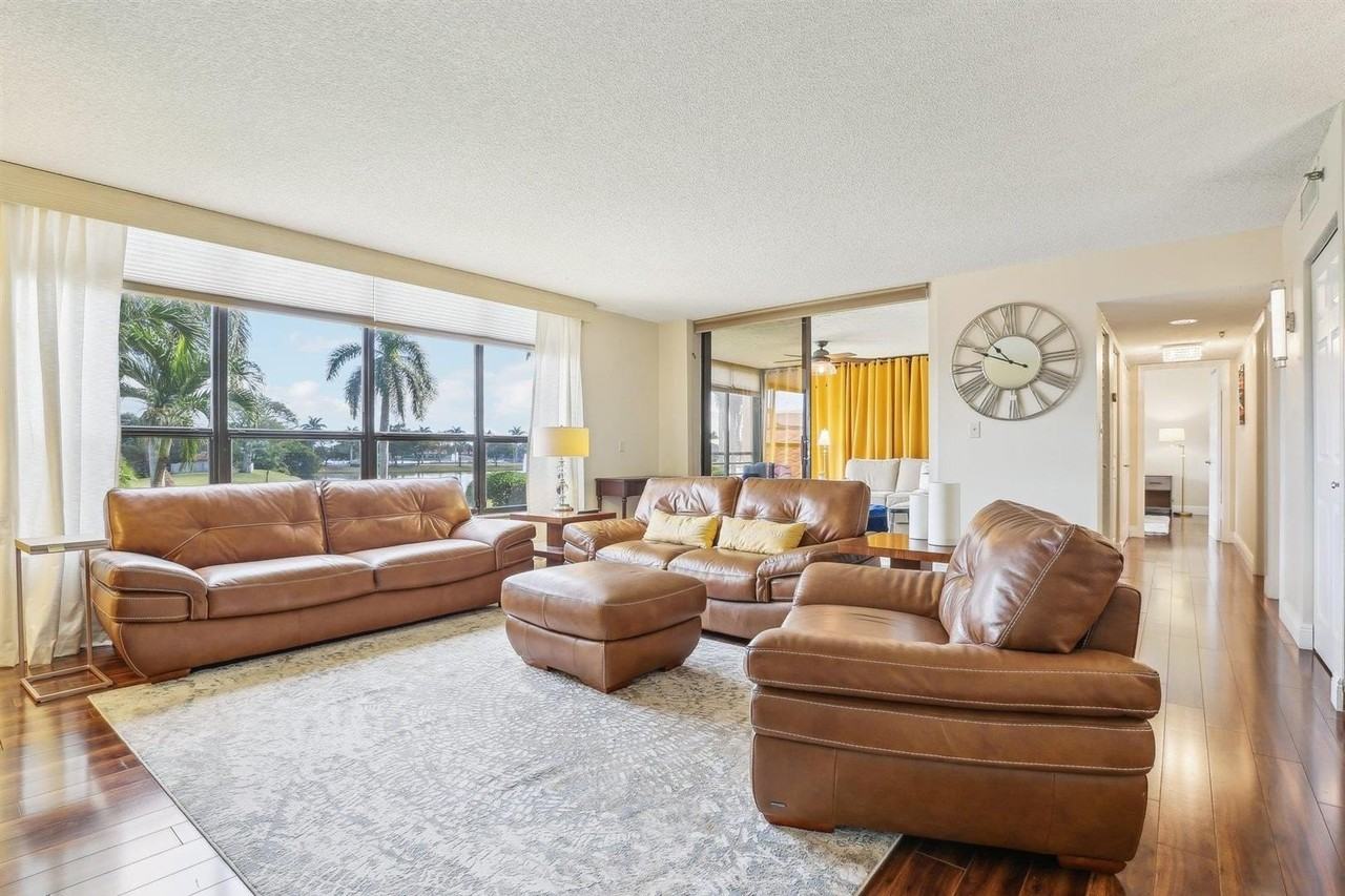 7153 Promenade Dr #202 - Photo 4 of 30
