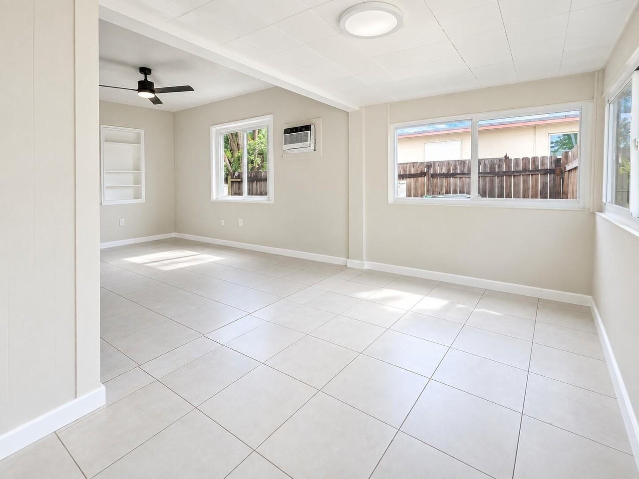 43 Sw 11th St #W - Photo 3 of 10