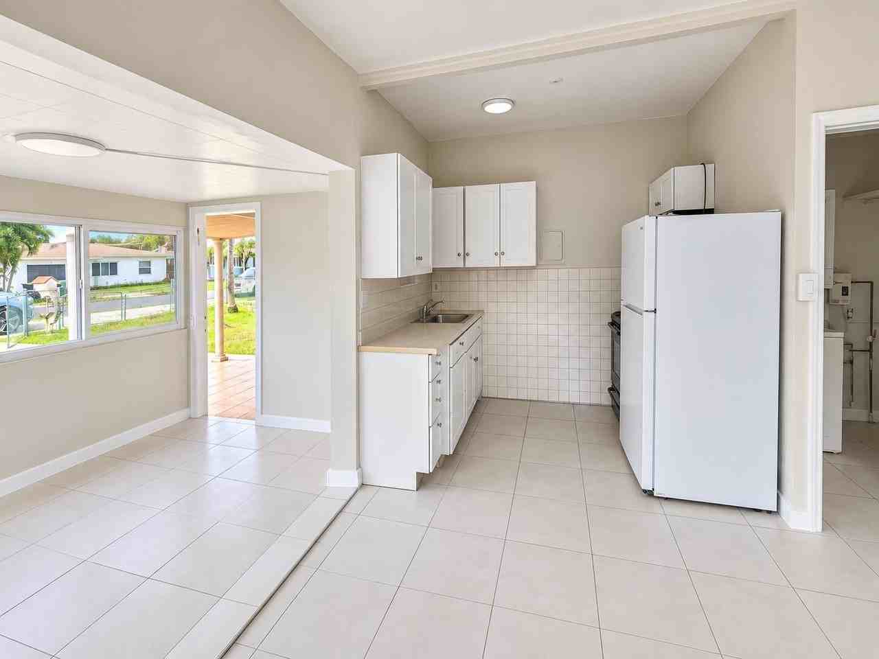 43 Sw 11th St #W - Photo 5 of 10