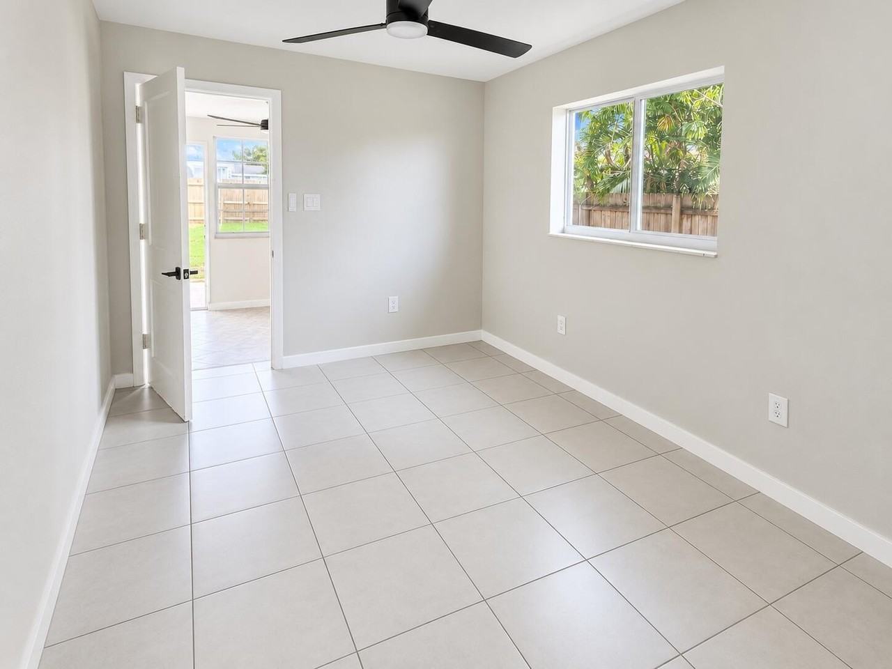 43 Sw 11th St #W - Photo 7 of 10