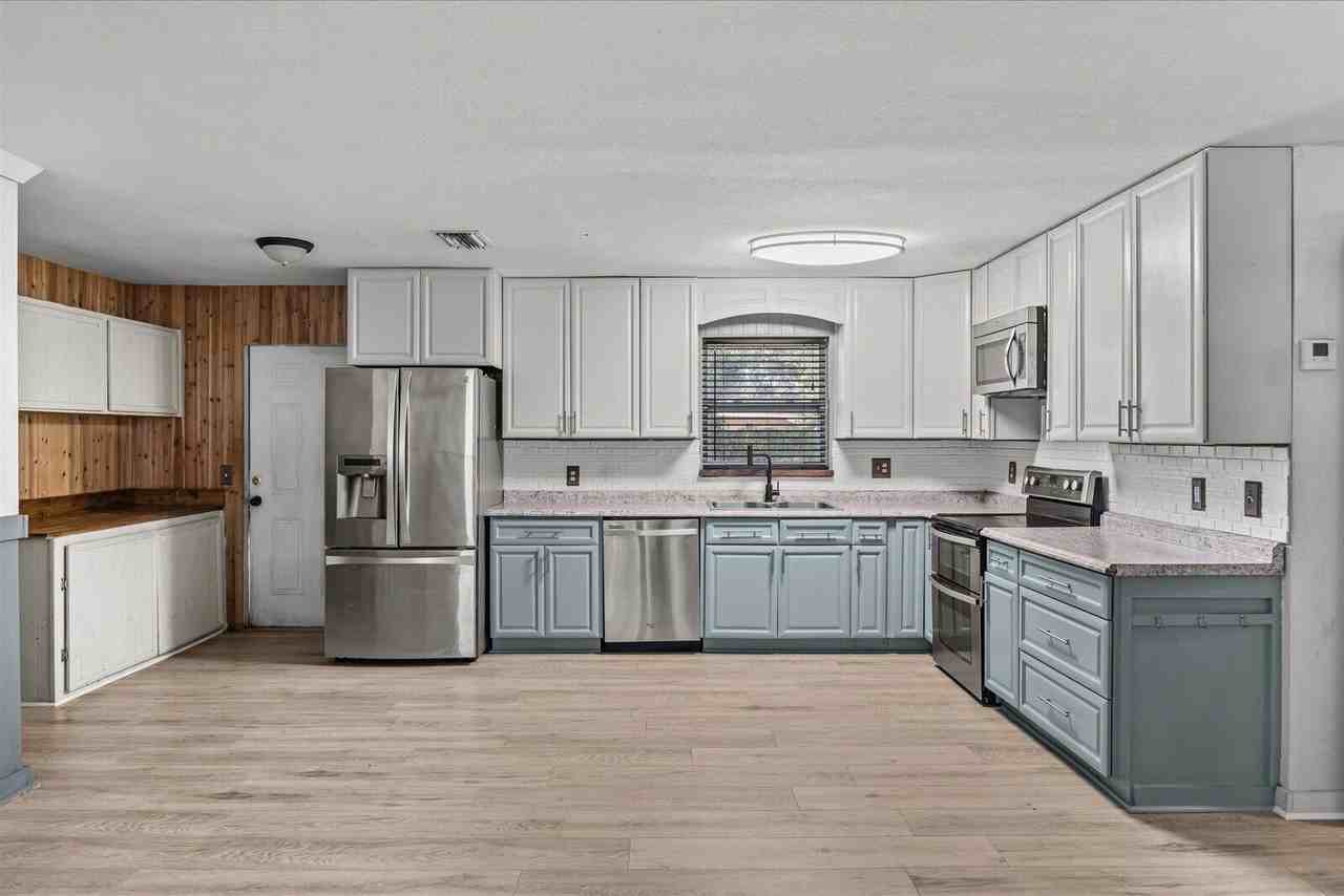 3031 Nw 2nd St - Photo 7 of 29
