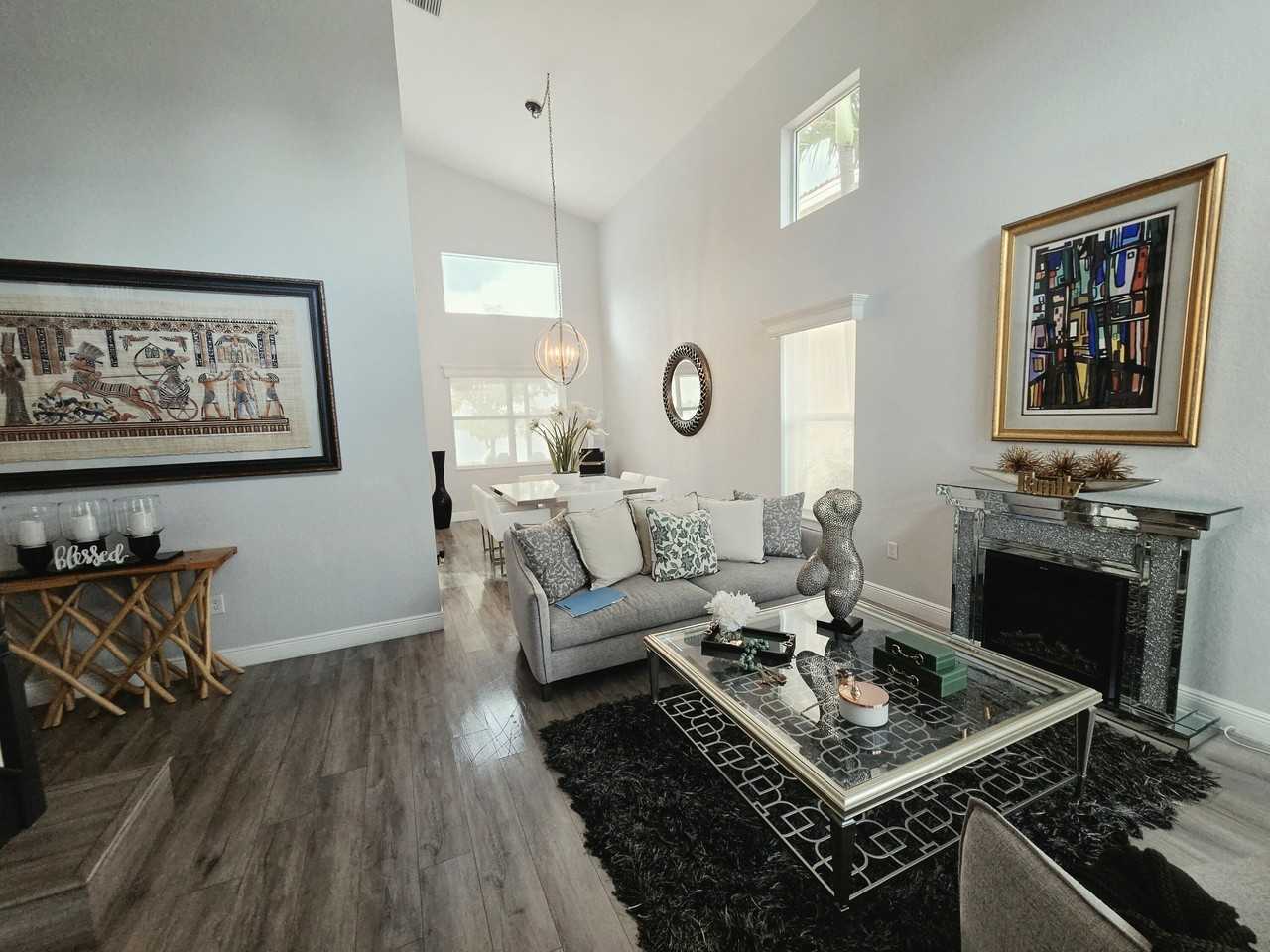 4827 Sw 183rd Ave - Photo 4 of 41