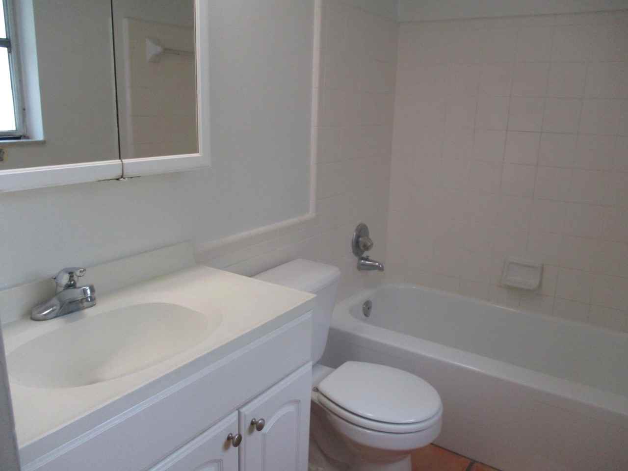 3720 Harrison St #3 - Photo 6 of 10