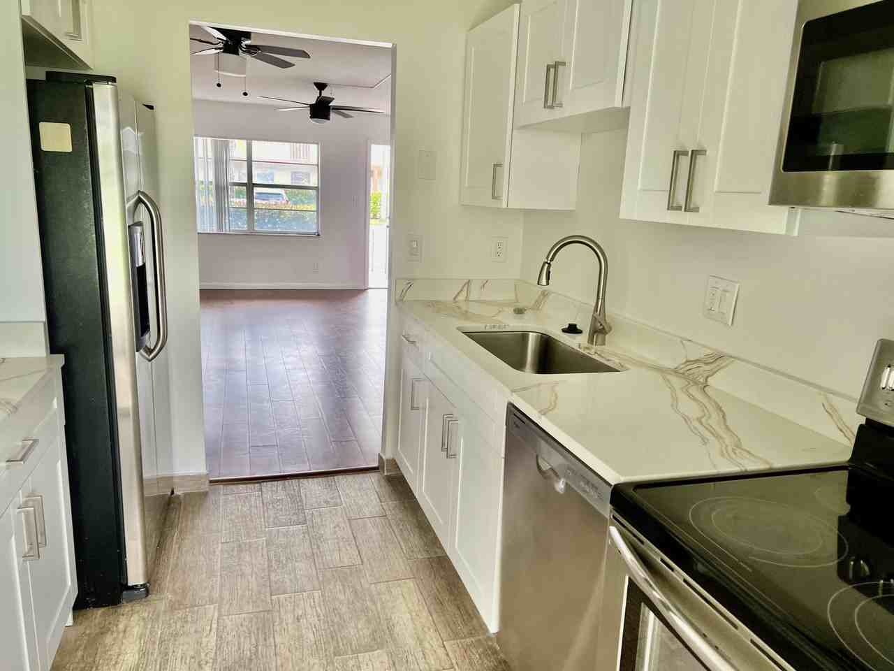 7205 Nw 5th Pl #105 - Photo 6 of 13
