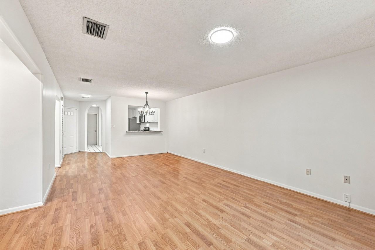 9825 Nw 1st Ct #9825 - Photo 6 of 26