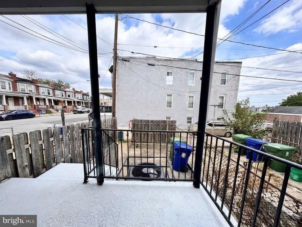 1735 N Smallwood St - Photo 5 of 27