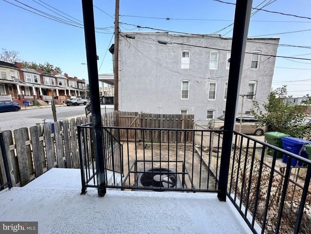1735 N Smallwood St - Photo 6 of 27