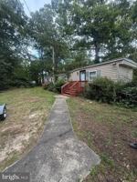featured image of 1704 Spring Garden Rd