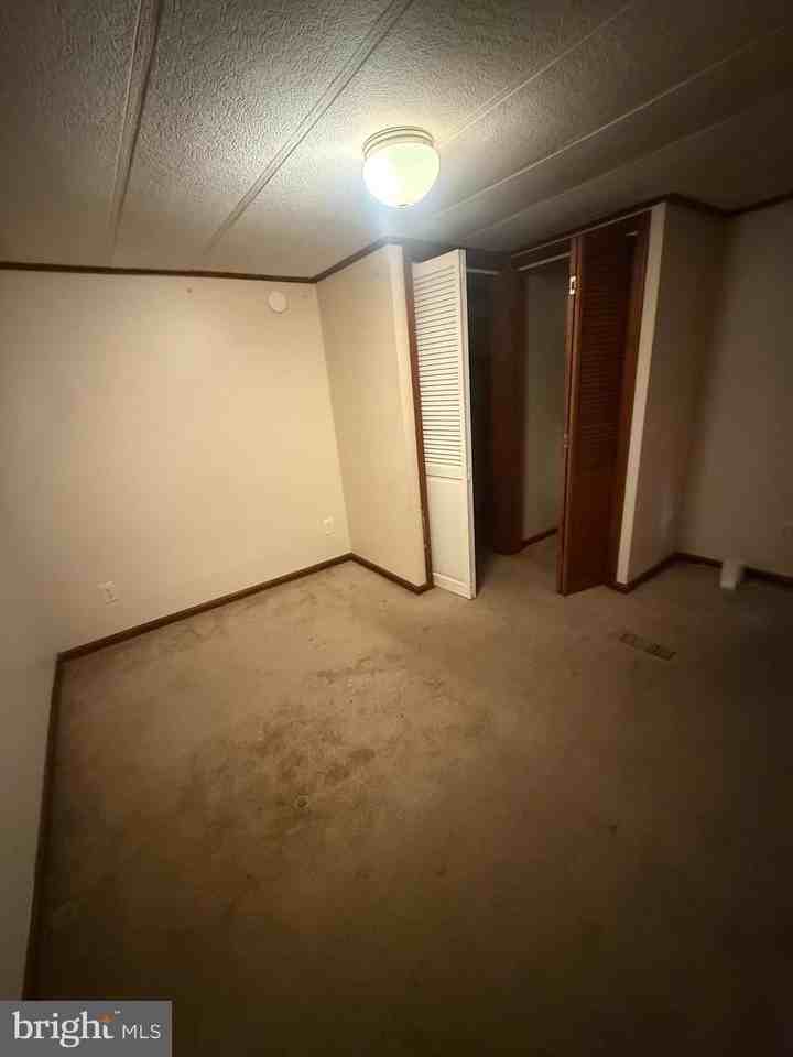 1704 Spring Garden Rd - Photo 5 of 7