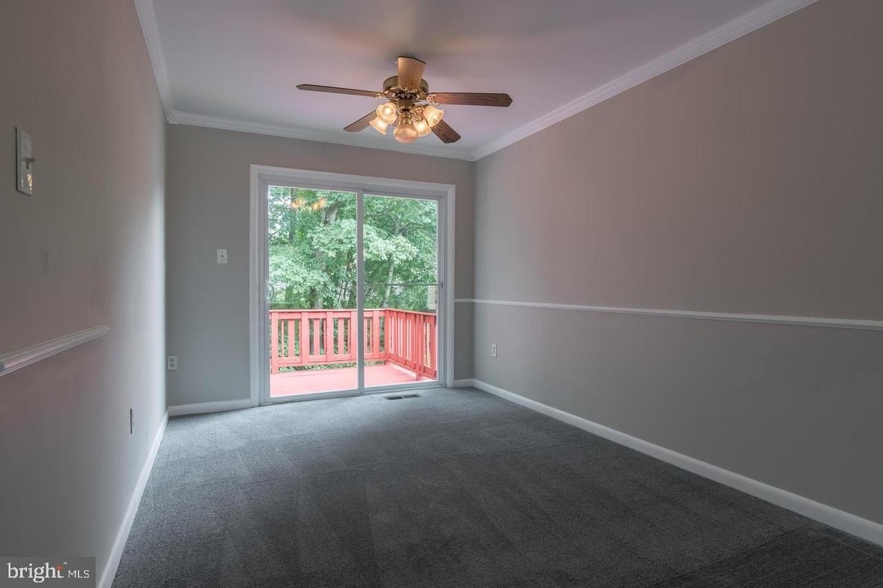 5592 Shannon Ct - Photo 5 of 19