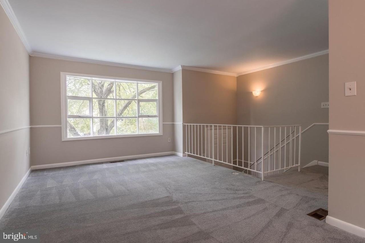 5592 Shannon Ct - Photo 6 of 19
