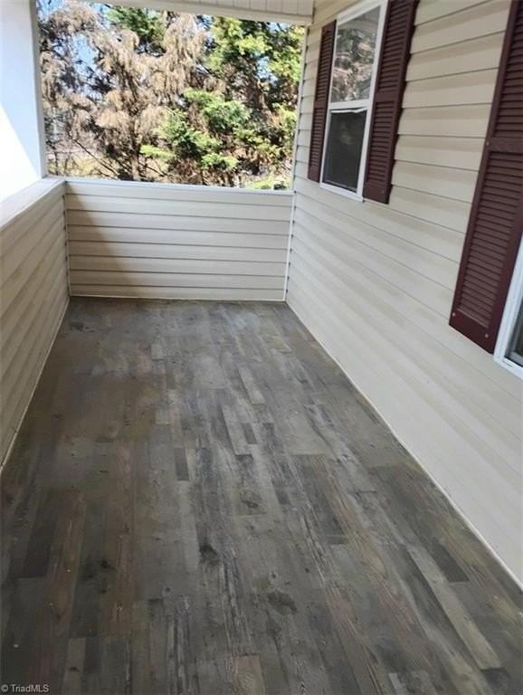 713 E Lexington Rd #201 - Photo 2 of 12