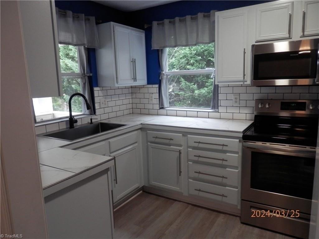 713 E Lexington Rd #201 - Photo 6 of 12