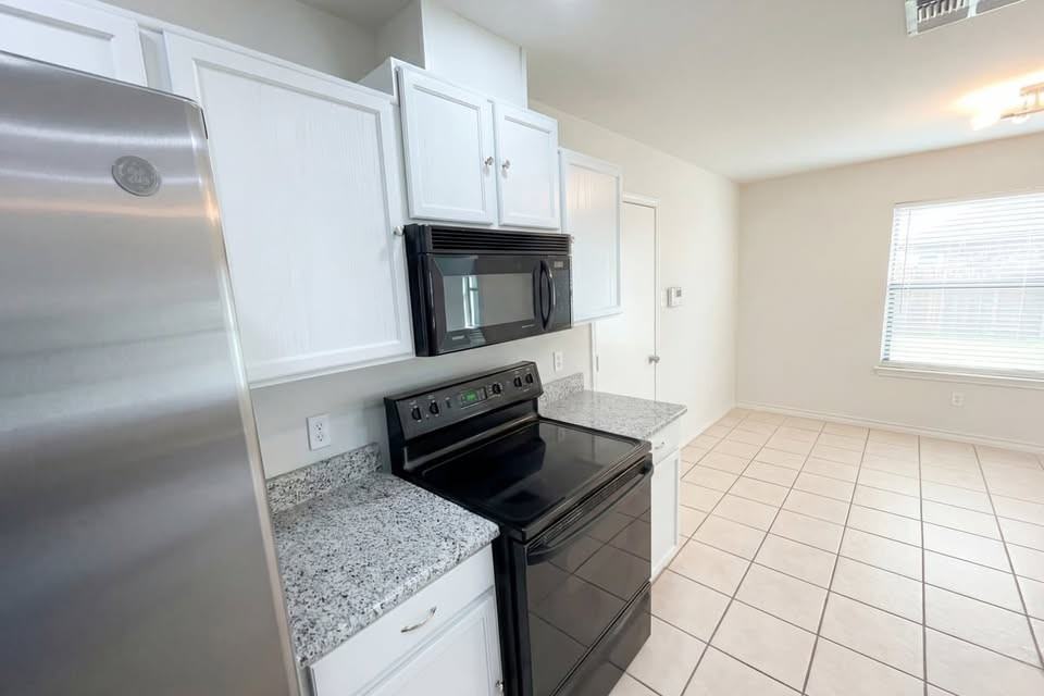 2818 Saint Felicity Drive - Photo 7 of 16