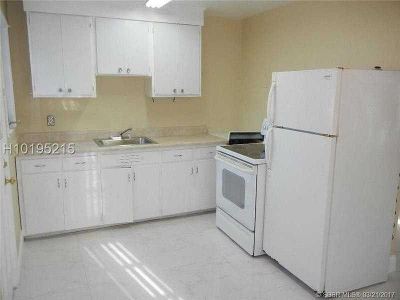 2427 Garfield St - Photo 4 of 14