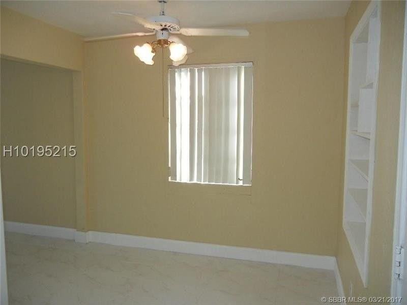 2427 Garfield St - Photo 6 of 14