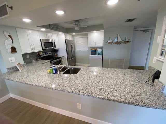 801 S Ocean Dr #701 - Photo 5 of 18