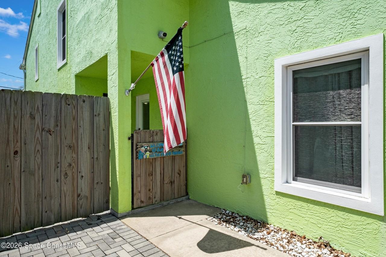 519 Washington Ave - Photo 4 of 50