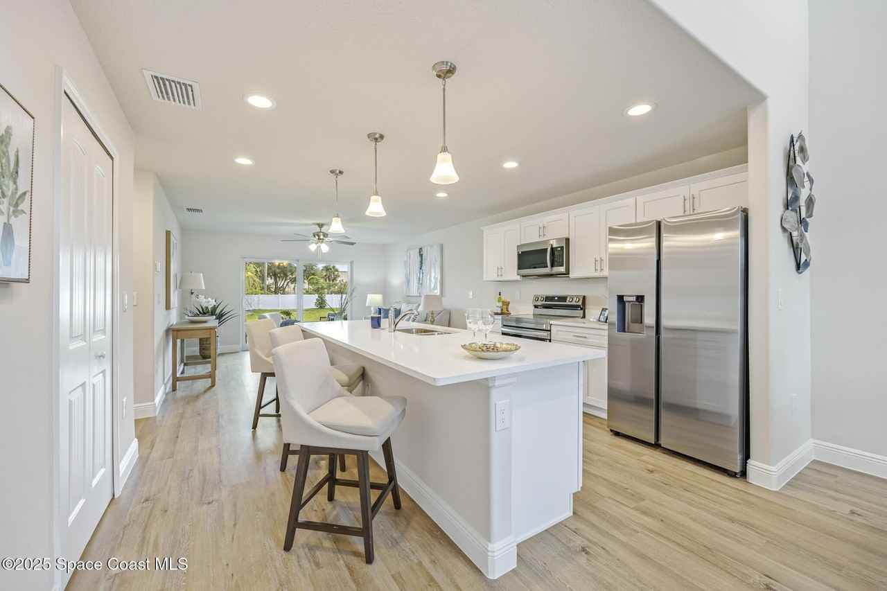 198 Hidden Woods Pl - Photo 4 of 26