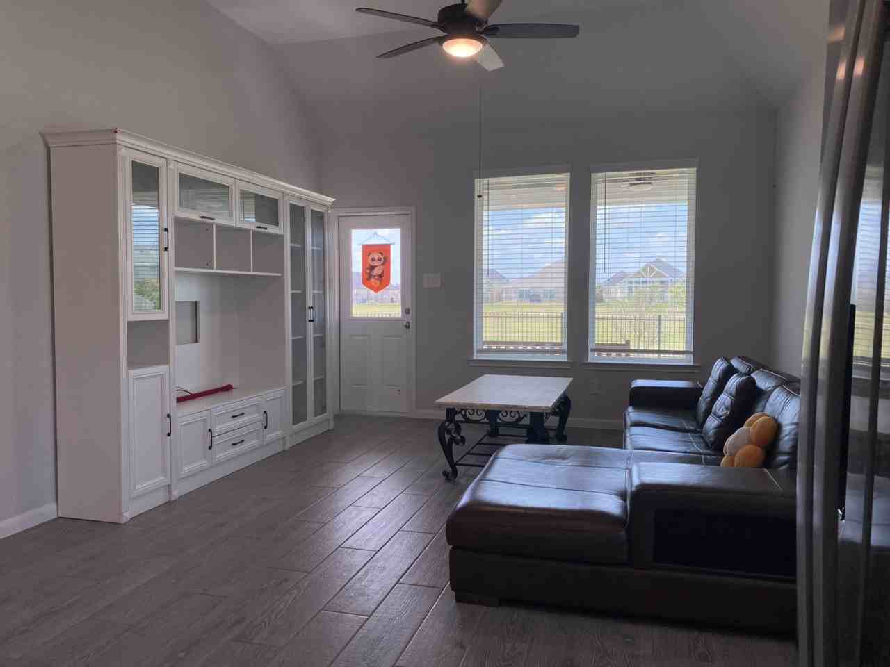 Canary Knoll Ct - Photo 2 of 10