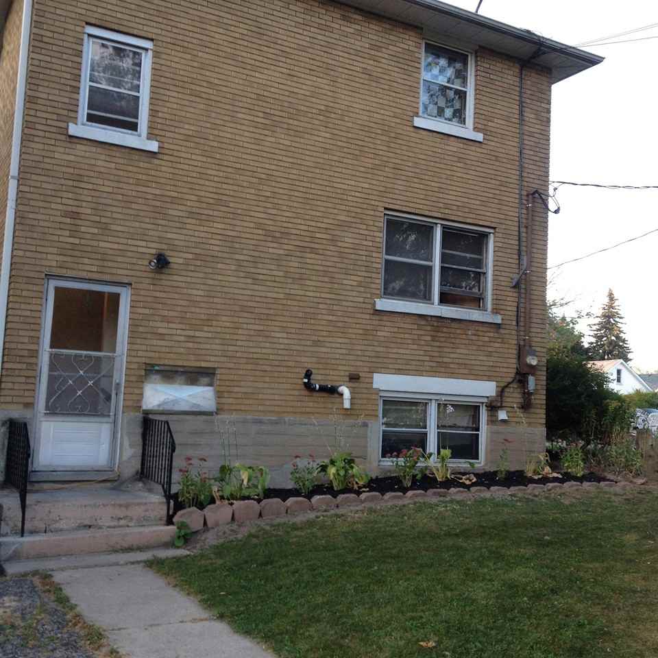 25 Devitt Ave S - Photo 6 of 12