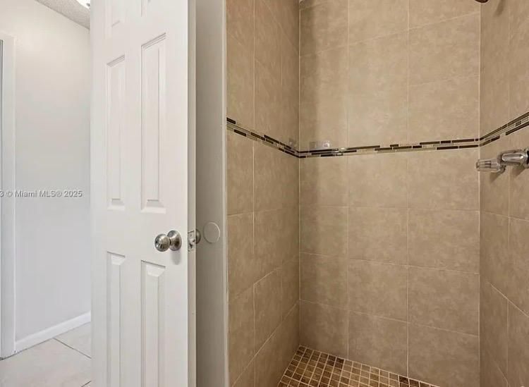412 Nw Cornell Ave - Photo 5 of 13