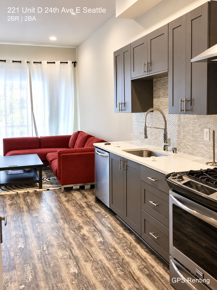 221 24th Ave E #D - Photo 4 of 20