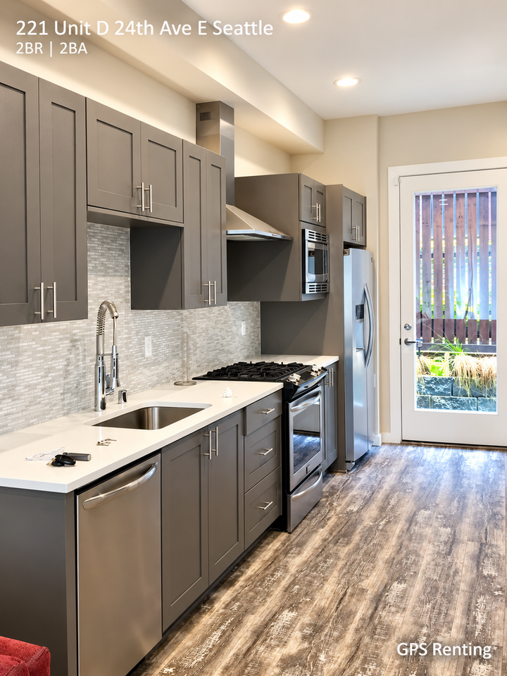 221 24th Ave E #D - Photo 6 of 20