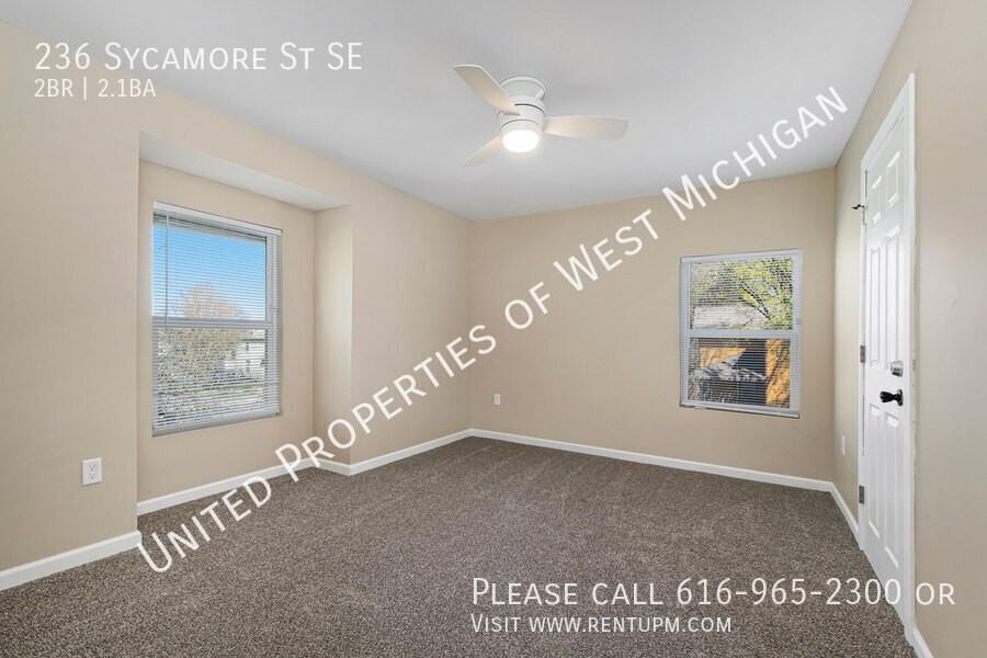 236 Sycamore St Se - Photo 6 of 23