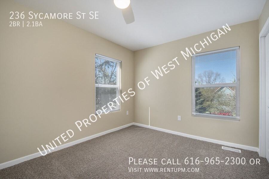 236 Sycamore St Se - Photo 7 of 23