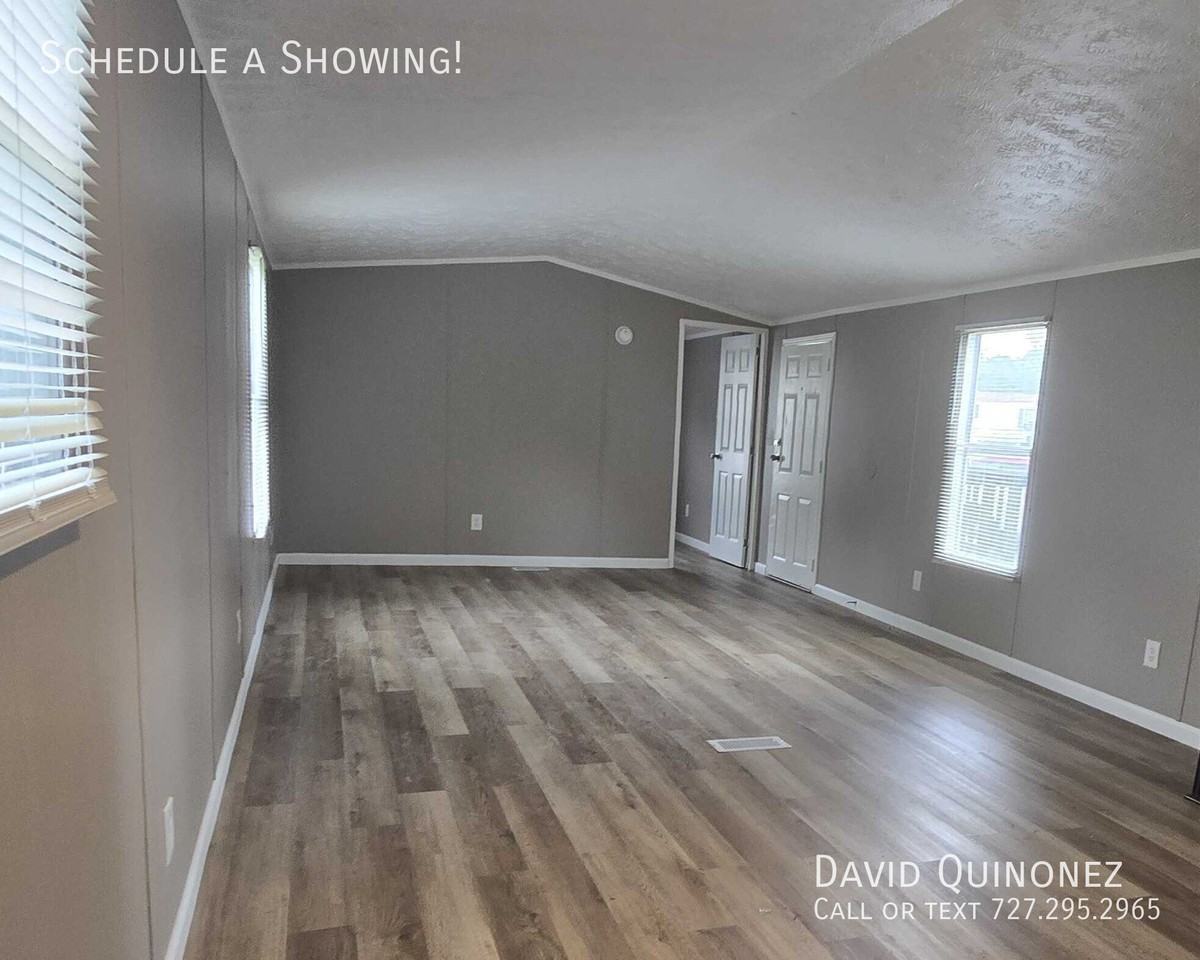 252 S Blackwood Dr - Photo 7 of 30