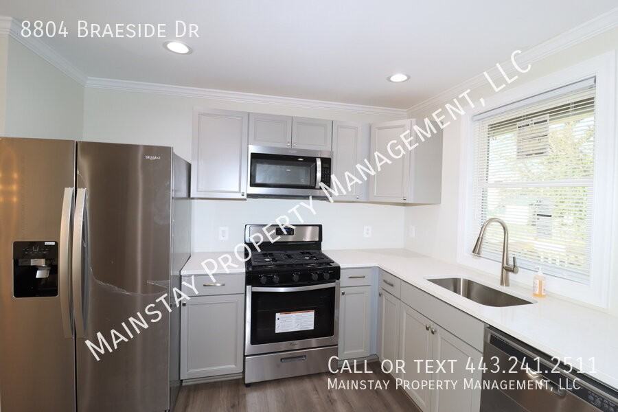 8804 Braeside Dr - Photo 7 of 32