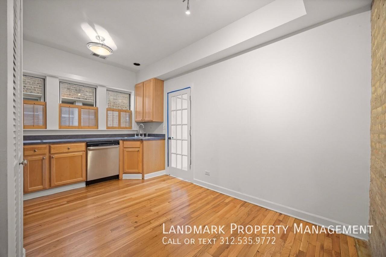 4546 N Albany Ave #2 - Photo 4 of 18