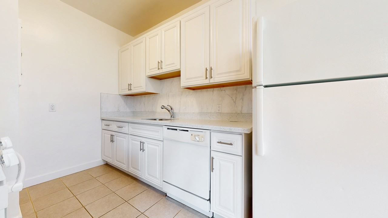 1991 California St #202 - Photo 4 of 13