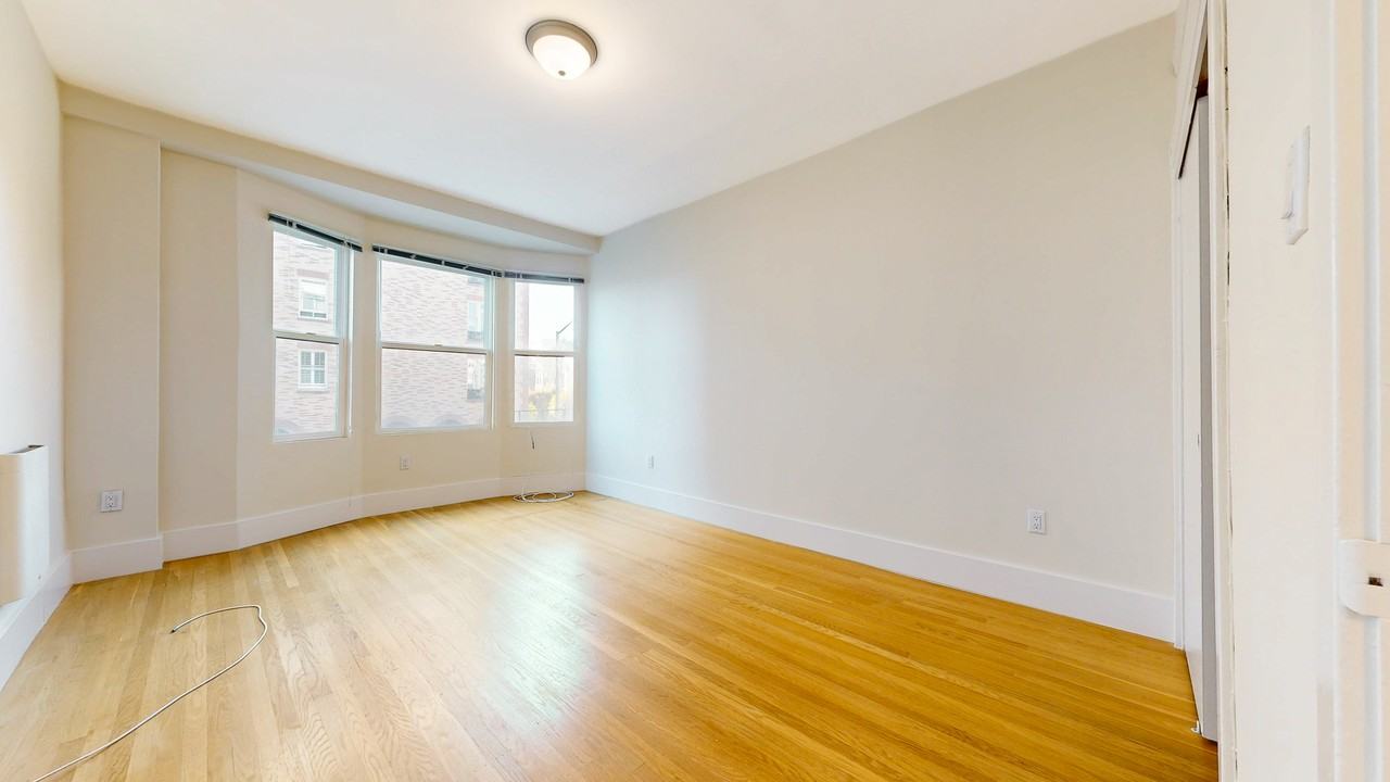 1991 California St #202 - Photo 6 of 13
