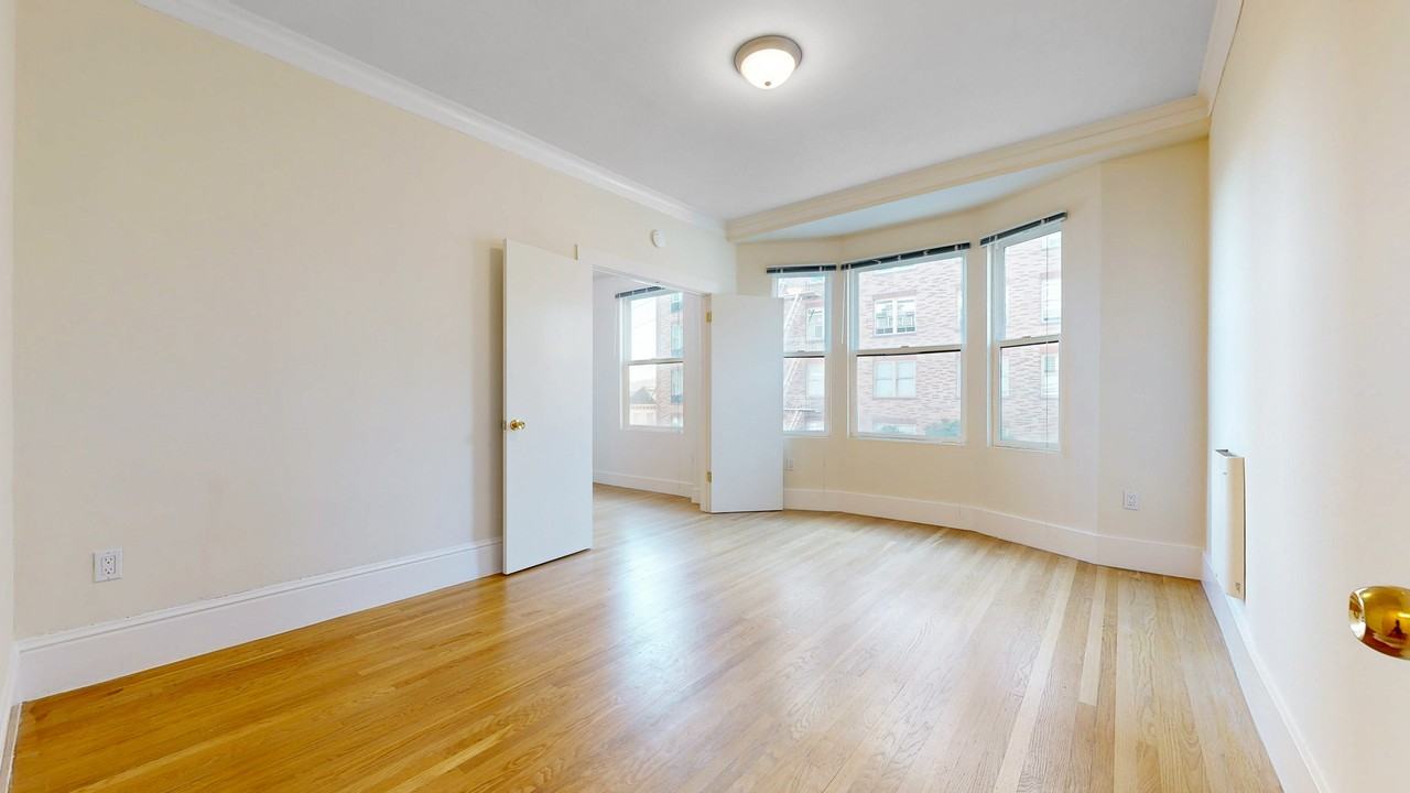 1991 California St #202 - Photo 7 of 13