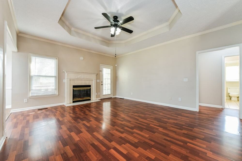 1802 Cascade Ct - Photo 4 of 17