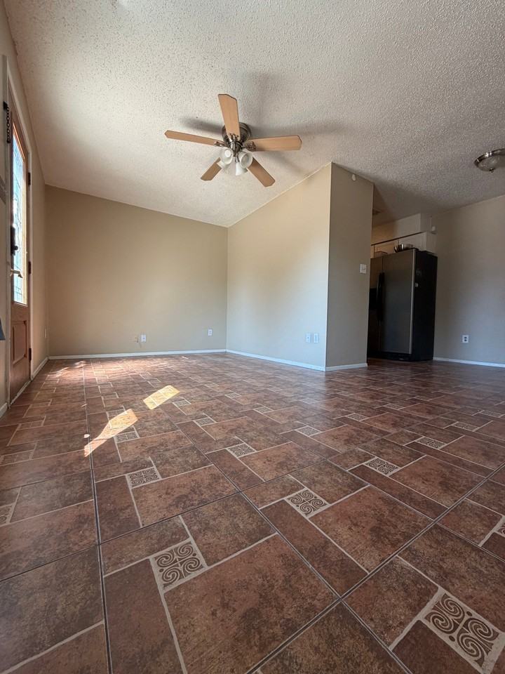 801 Ranch Rd #B - Photo 3 of 10