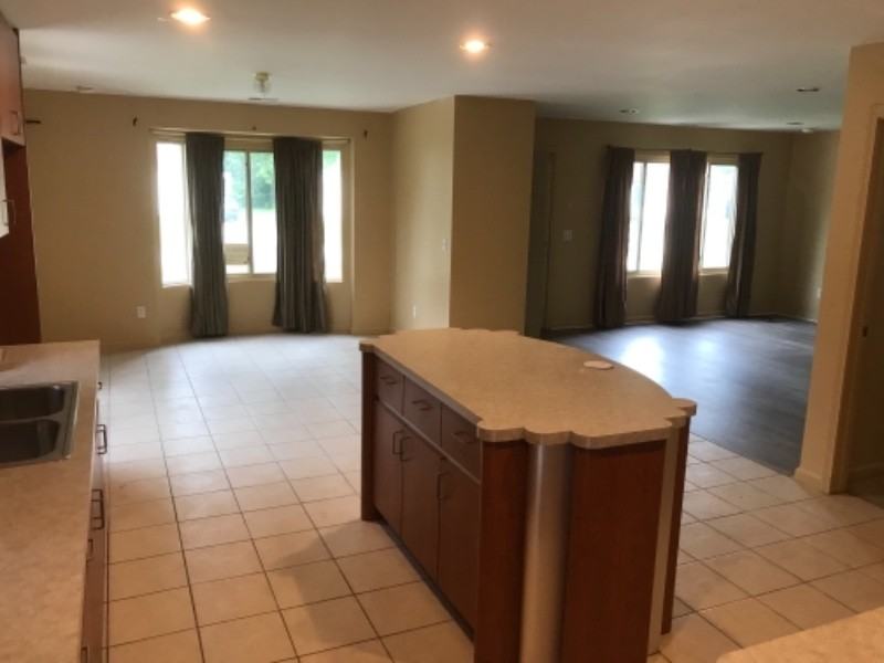 22141 Condon St - Photo 2 of 15