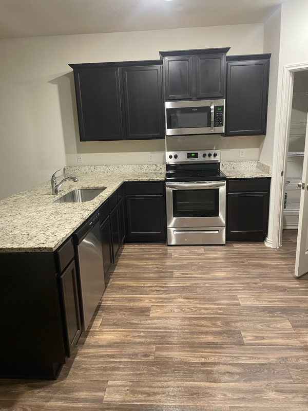 10966 Delight Grv - Photo 4 of 30