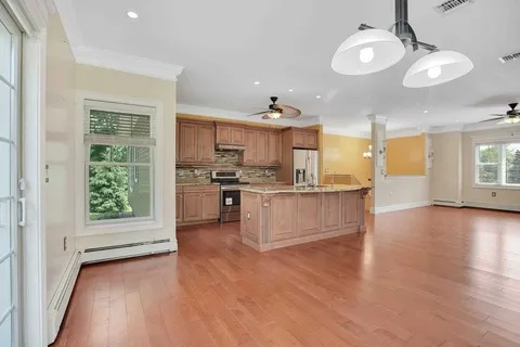 42 Bennett Rd - Photo 4 of 20
