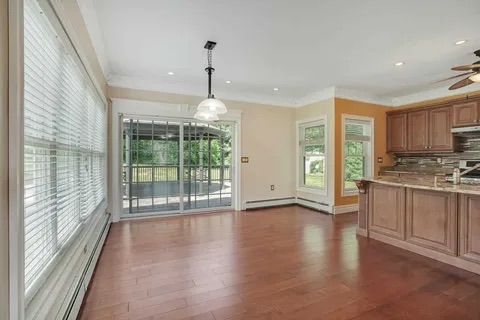 42 Bennett Rd - Photo 5 of 20