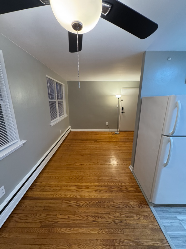 7231 Oxford Ave #4 - Photo 7 of 20