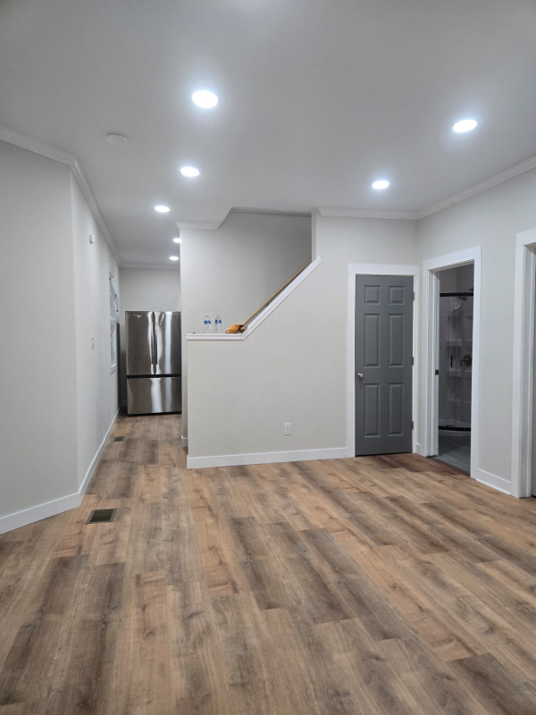 1312 W Widenham St - Photo 5 of 14