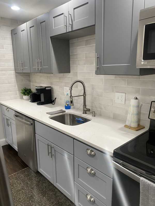 200 Governors Dr #1 - Photo 6 of 16
