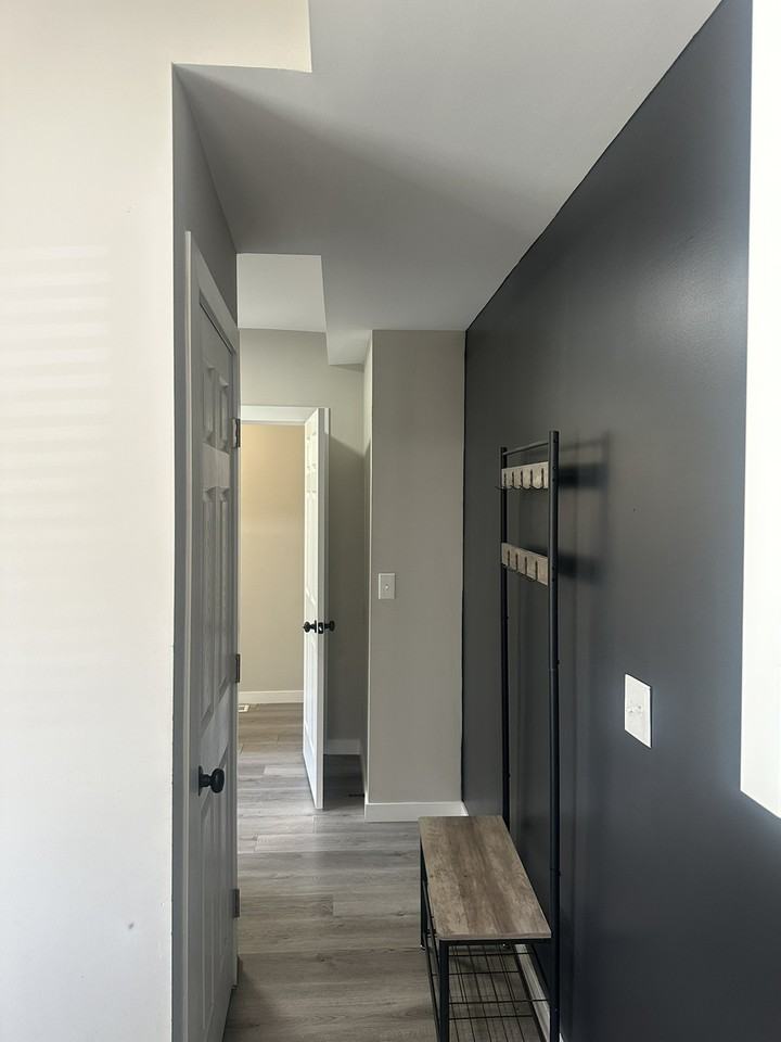 1231 Atcheson St - Photo 4 of 11