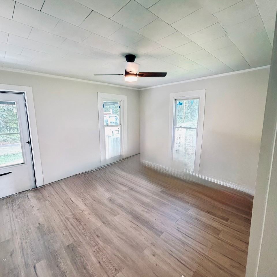 1021 Old Charlotte Rd - Photo 2 of 8