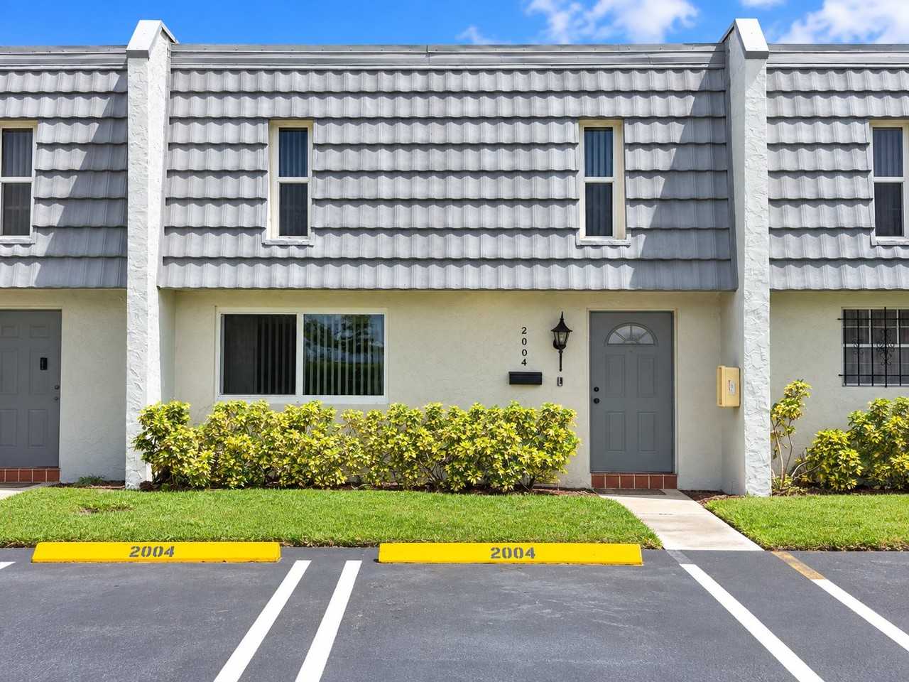 2004 Nw 38th Ter