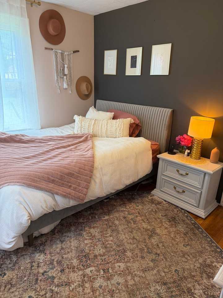 304 W Dean Ave - Photo 2 of 16